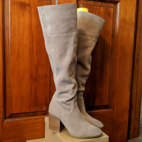 steve madden taupe suede boots